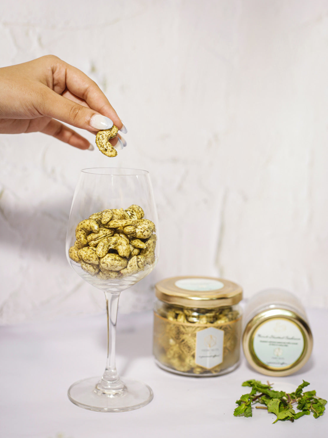 Mint Dusted Cashews